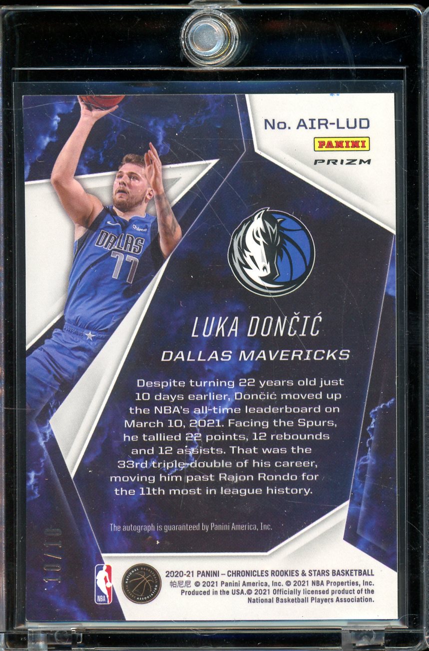 2020-21 Rookies & Stars Luka Doncic Airborne Gold Auto /10